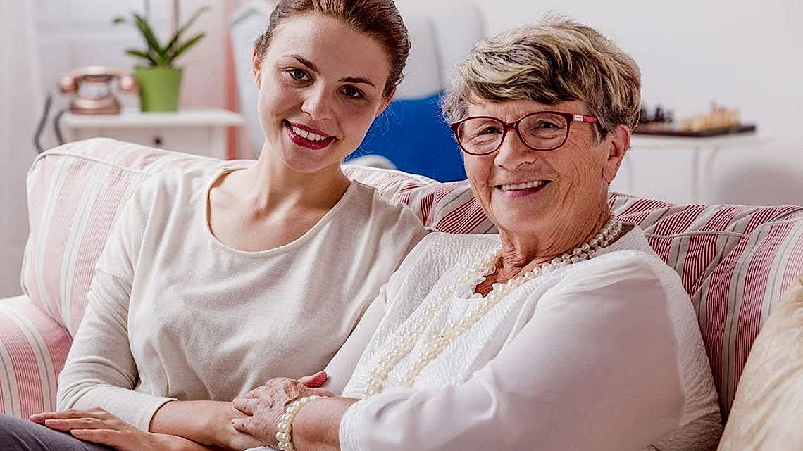 уход за слепыми стариками